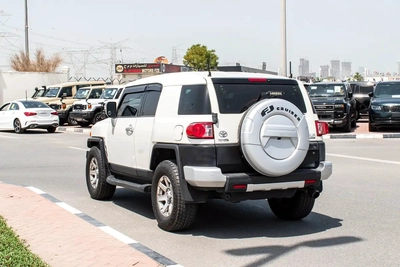 Toyota FJ Cruiser VXR 2021 - GCC Specs - Excellent Condition-15