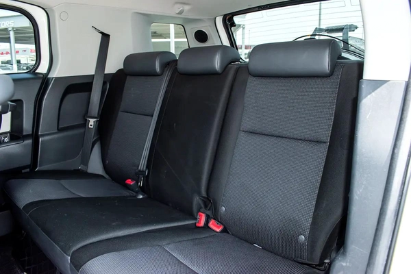 Toyota FJ Cruiser VXR 2021 - GCC Specs - Excellent Condition