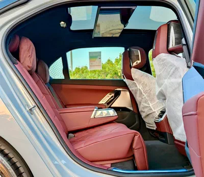 BMW 740i MASTERCLASS M SPORT PACKAGE-17