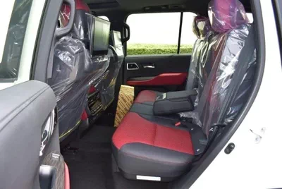 Toyota Land Cruiser GR SPORT 2024 TOYOTA LAND CRUISER 300 GR-SPORT V6 3.3L TWIN TURBO AT-9