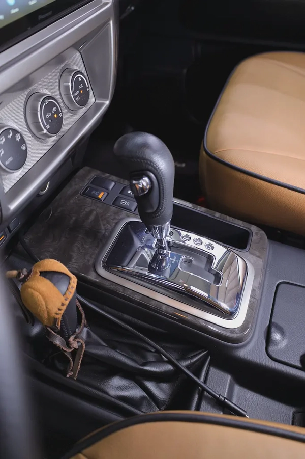 NISSAN SUPER SAFARI UPGRADED TURBO + PRO-FENDER SHOCKS + BAJA LP 6 LIGHTS + PREMIUM MODIFICATIONS
