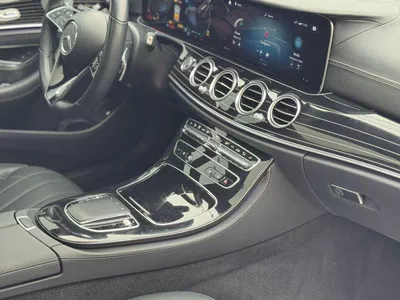 Mercedes Benz E 450 PREMIUM PLUS MERCEDES  E450 hybrid 2022 full option-6
