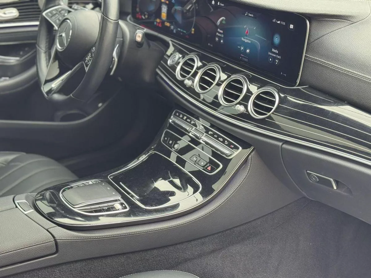 Mercedes Benz E 450 PREMIUM PLUS MERCEDES  E450 hybrid 2022 full option-6-0
