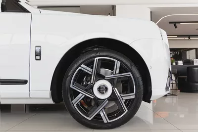 ROLLS-ROYCE CULLINAN | BLACK BADGE | FULL OPTIONS | DEALER WARRAN  SERVICE | GCC SPECS | 2026-7