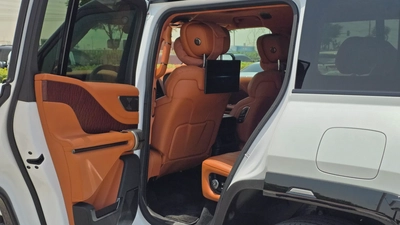 BYD YANGWANG U8 (White Orange 10k)-20