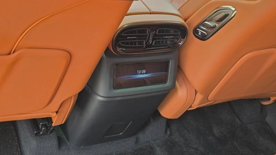 BYD YANGWANG U8 (White Orange 10k)-23