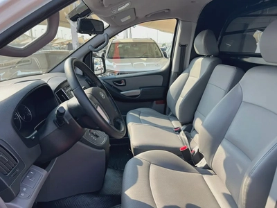 2021 | Hyundai H1 | Van | Automatic | Diesel | Korean Specs | Ref#832-8
