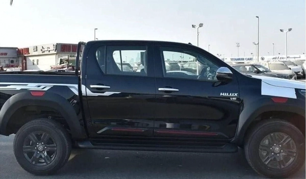 Toyota Hilux TOYOTA HILUX 4.0L V6 PETROL DC AT 2025