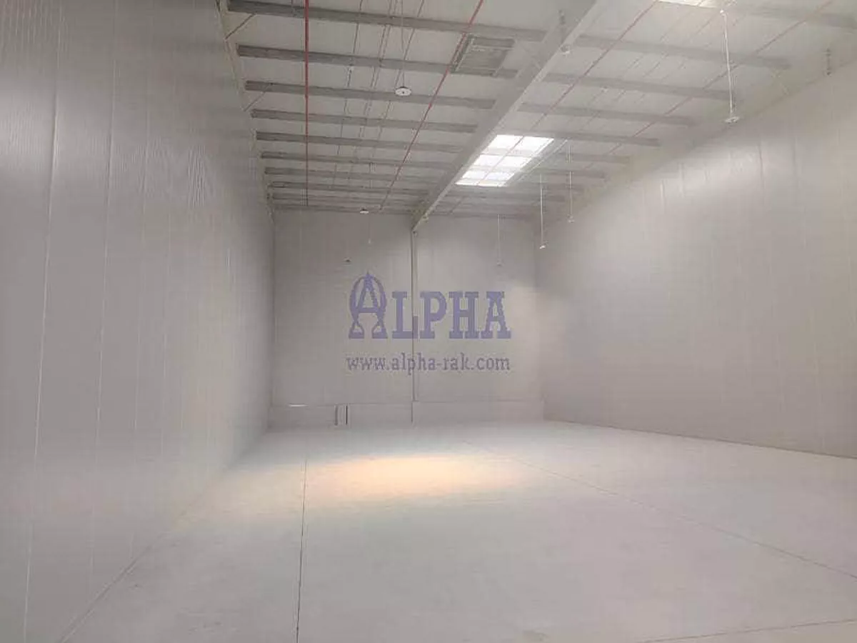 Large Sizes Warehouses | 1000 sqm | 3000 Kw| Al Hamra freezone-5-5