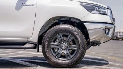 Toyota Hilux TOYOTA HILUX DC 2.7P MT 4X4 MY2023 – WHITE-7
