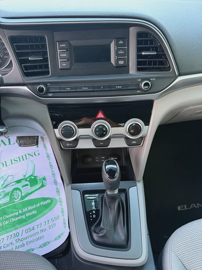 Hyundai Elantra GLS 2019 - GCC Specs - Excellent Condition-13
