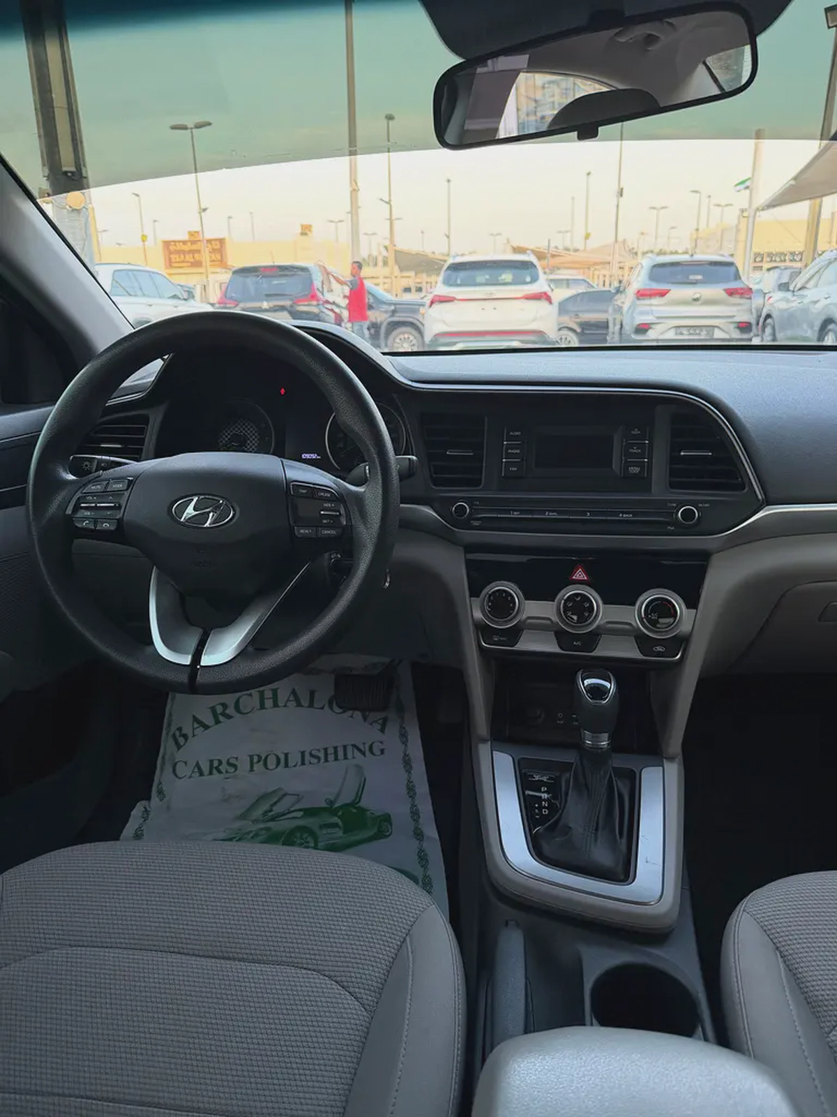 Hyundai Elantra GLS 2019 - GCC Specs - Excellent Condition-10-10