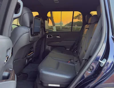 2023 Toyota Land Cruiser VXR 4.0l, Dealer Warranty, GCC Specifications-12