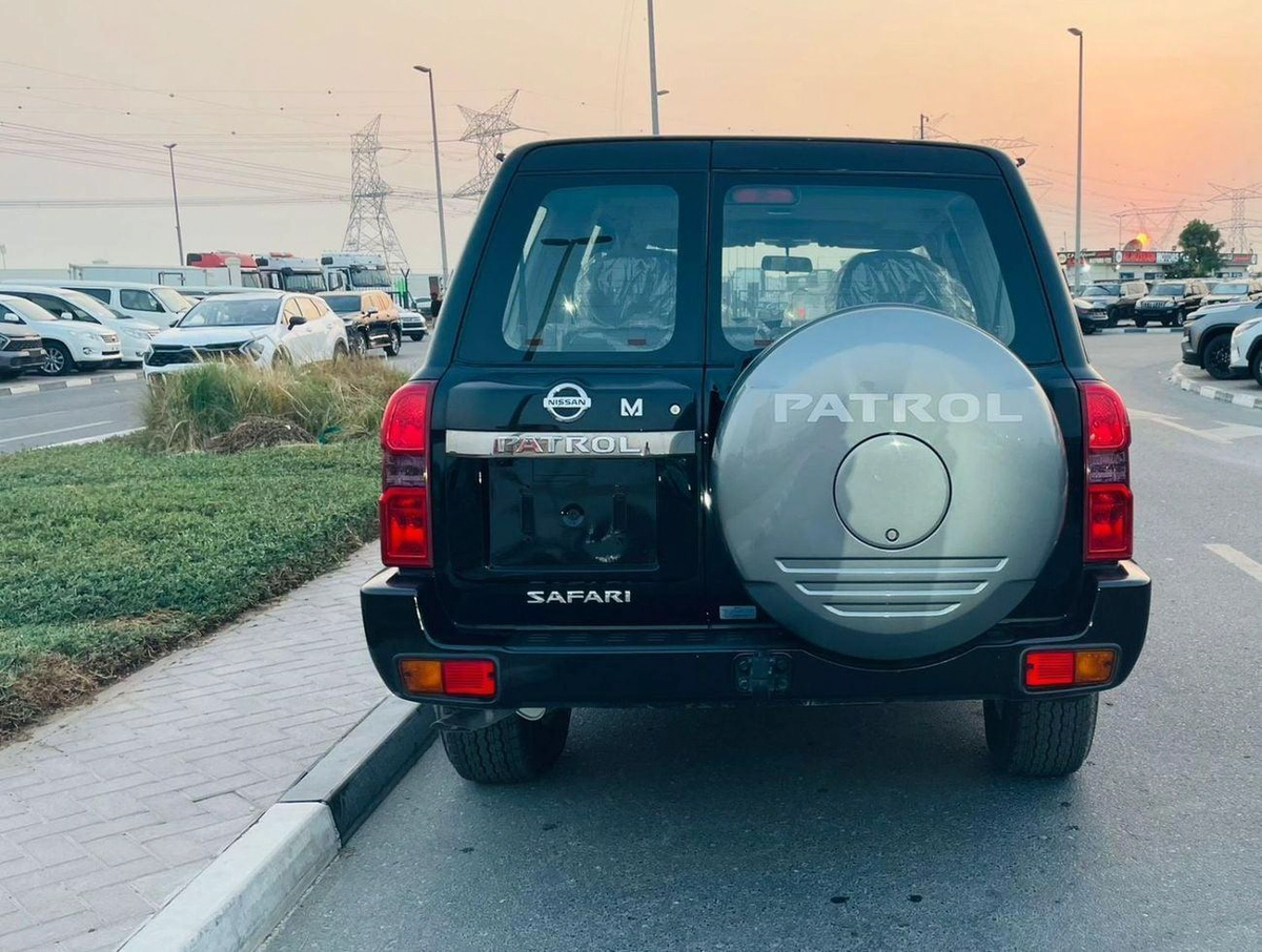 Nissan Patrol SAFARI SW Safari 4.8L A/T-11-0