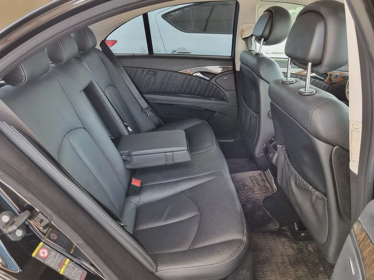 Mercedes-Benz E350 Model 2008-11-11