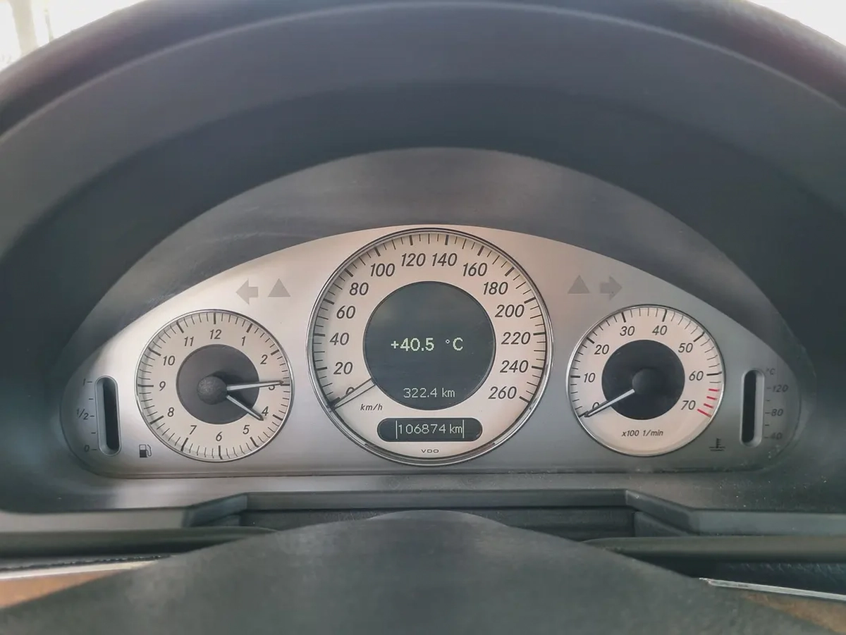 Mercedes-Benz E350 Model 2008-15-15