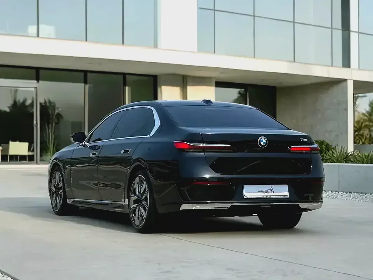 AED 5,440 P.M | 0% DOWN PAYMENT | BMW 740I | AGENCY WARRANTY & SERVICE CONTRACT | GCC SPECS-4-4