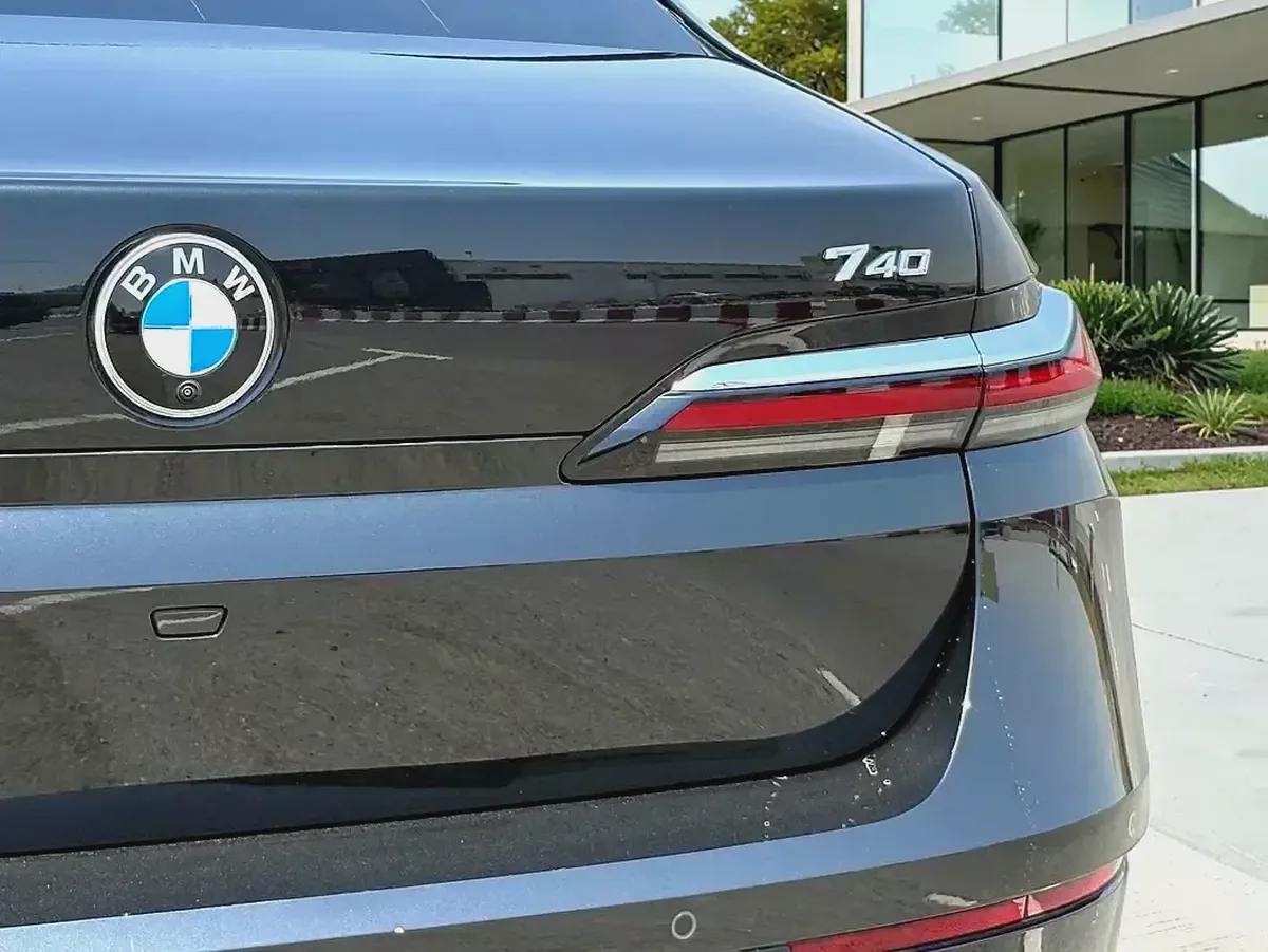 AED 5,440 P.M | 0% DOWN PAYMENT | BMW 740I | AGENCY WARRANTY & SERVICE CONTRACT | GCC SPECS-5-5