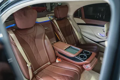 Pristine 2020 Mercedes-Benz S-Class S 560 4MATIC | GCC Specs-9