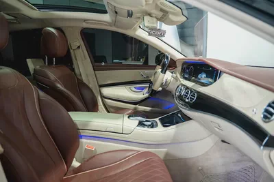 Pristine 2020 Mercedes-Benz S-Class S 560 4MATIC | GCC Specs-13