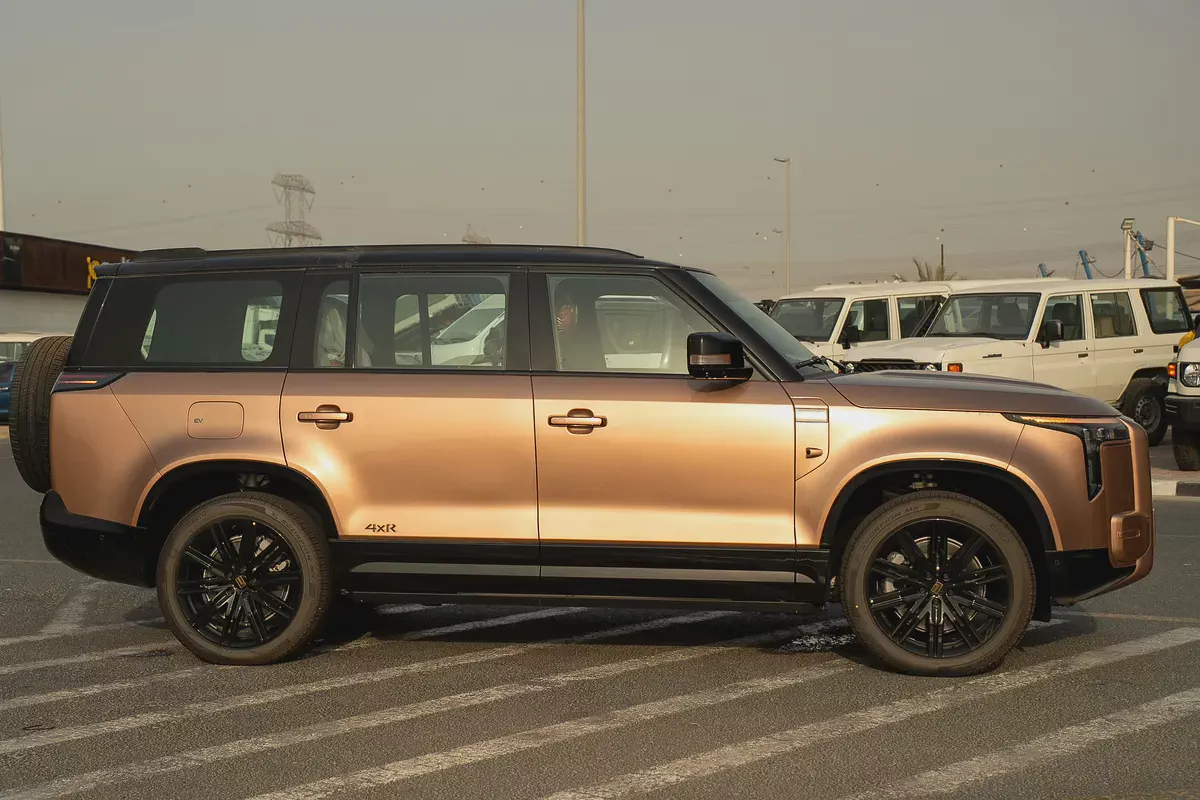 Brand New 2026 Rox Adamas Couch Edition | GCC Specs | Ultra Luxury-9-9