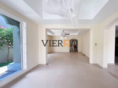 Landscape Garden l Single Row l Traditional Villa-1