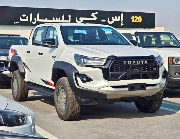 Toyota Hilux GR SPORT WIDE BODY / 4.0L PETROL V6 / TRIP TRONIC / 360*CAMERA / DRIVER PWR SEATS WITH