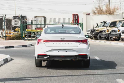 2023 HYUNDAI ELANTRA – GCC SPECS – ONLY 52,000 KM – FULL SERVICE HISTORY-6