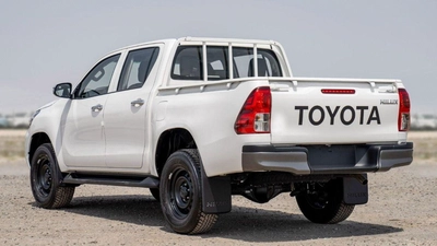 Toyota Hilux DLX HILUX 2.4L MED OPTION DIESEL 2024-6
