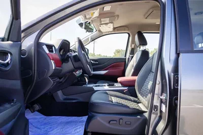 Nissan X Terra PLATINUM X-Terra Platinum PTR AT -MY2025- Grey-17