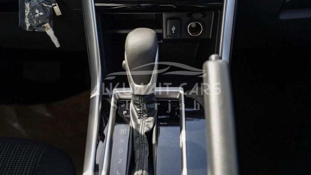 Mitsubishi Xpander Mitsubishi Xpander 1.5L Petrol Automatic GCC-12-0