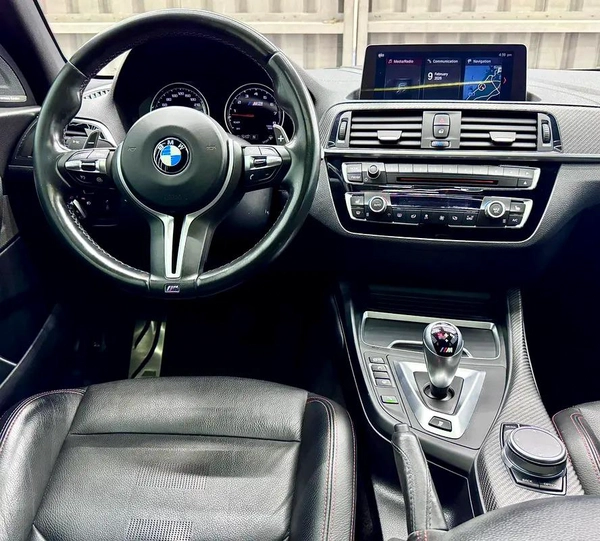 BMW 2019 | GCC specs | Low Mileage | Well maintained | AGMC Full service History