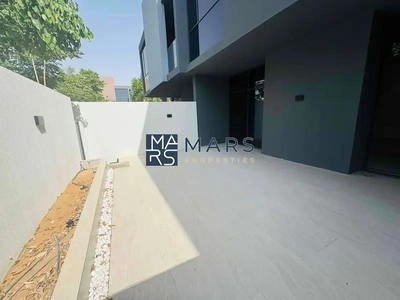 Spacious 4-Bedroom Townhouse for Rent in Masaar Robinia – AED 150K Modern design,-17