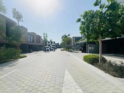 Spacious 4-Bedroom Townhouse for Rent in Masaar Robinia – AED 150K Modern design,-27