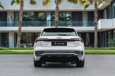 4,270 P.M |  Q8 e-tron 55 Quattro | 0% Downpayment | Audi Warranty!-4