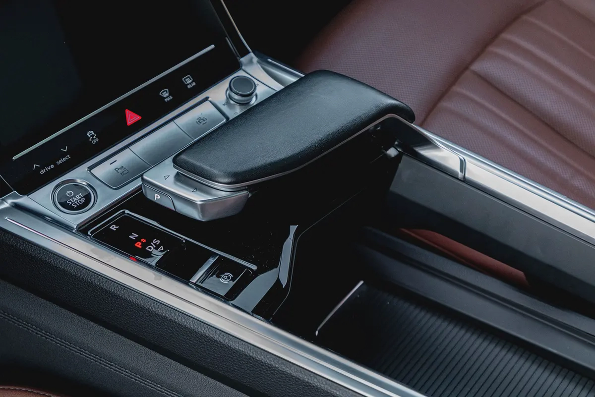 4,270 P.M |  Q8 e-tron 55 Quattro | 0% Downpayment | Audi Warranty!-9-9