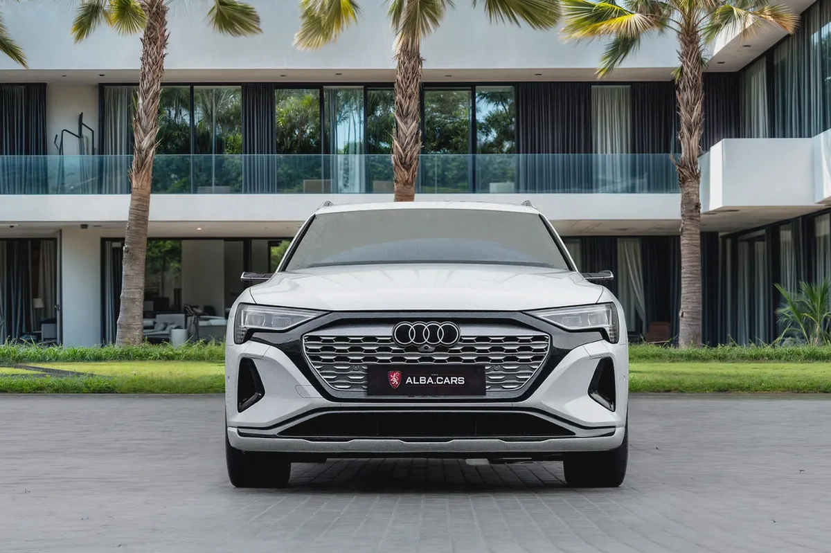 4,270 P.M |  Q8 e-tron 55 Quattro | 0% Downpayment | Audi Warranty!-3-3
