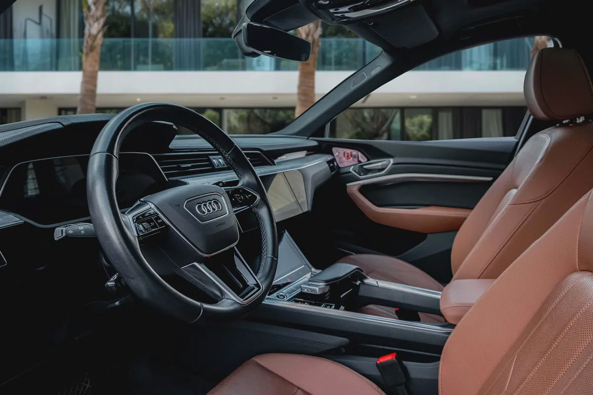 4,270 P.M |  Q8 e-tron 55 Quattro | 0% Downpayment | Audi Warranty!-8-8