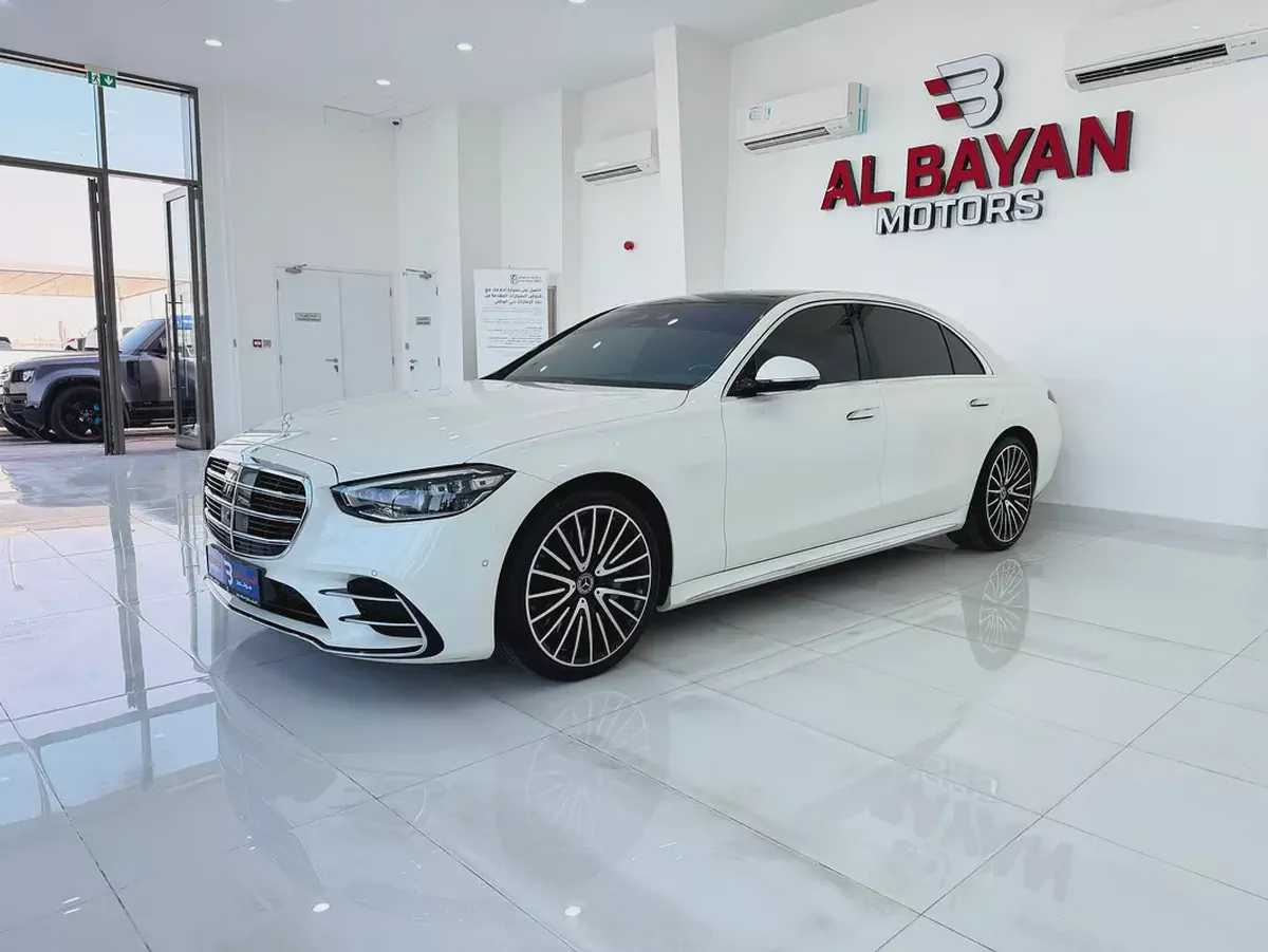مرسيدس بنز S 580 4 MATIC ابيض / احمر 2023 (خليجي)-1-1