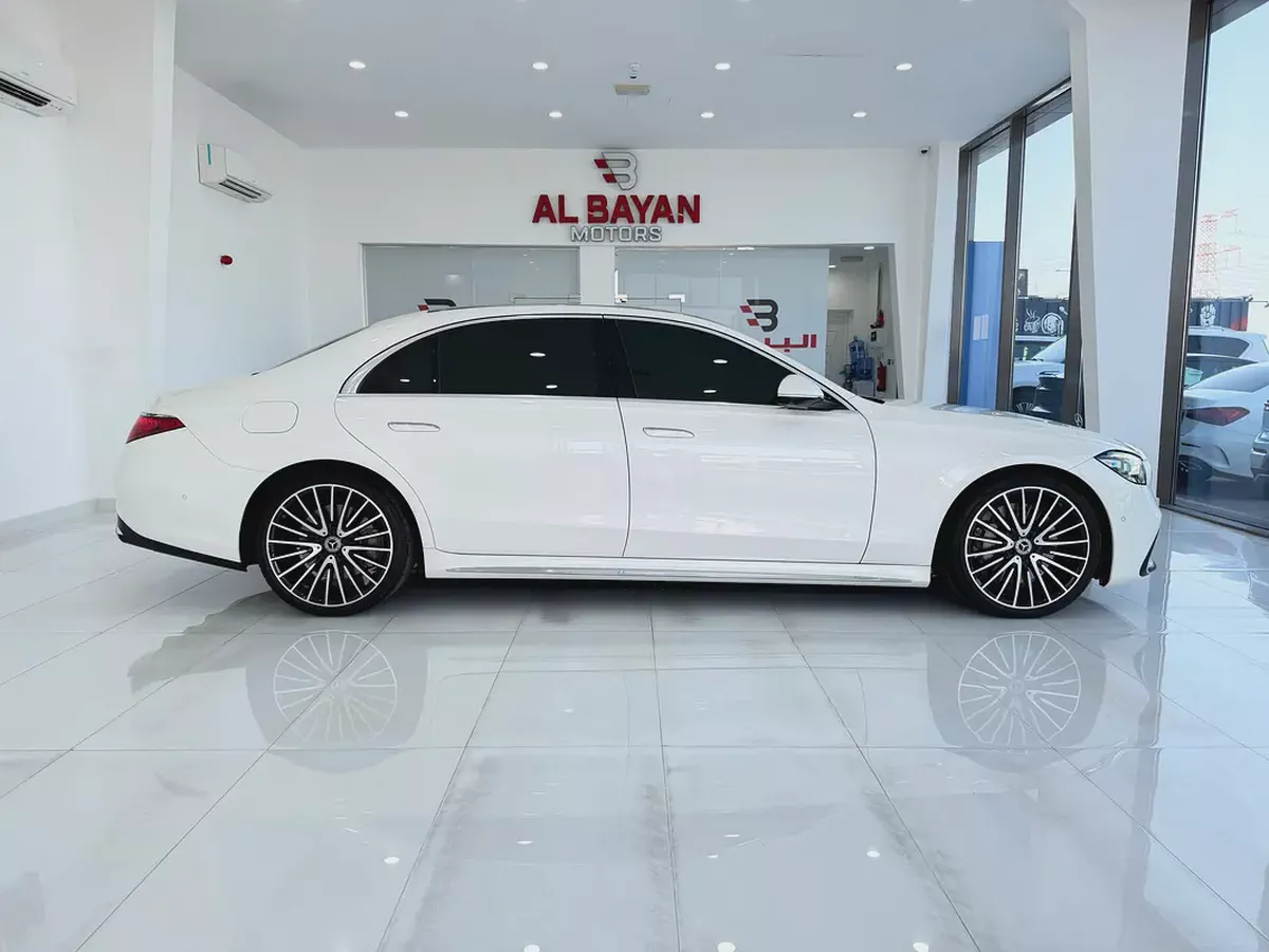 مرسيدس بنز S 580 4 MATIC ابيض / احمر 2023 (خليجي)-6-6