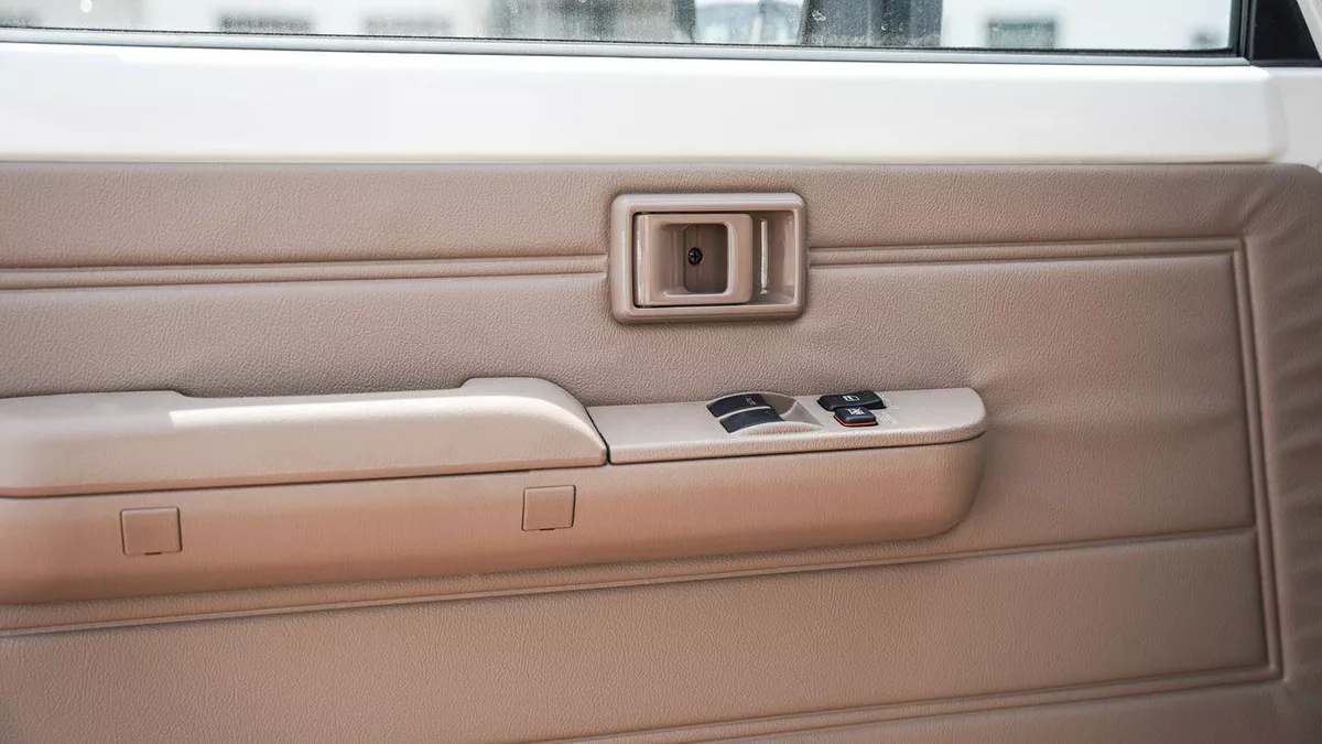 Toyota Land Cruiser 70 TOYOTA LC78 4.0 PETROL AT 2026-7-0