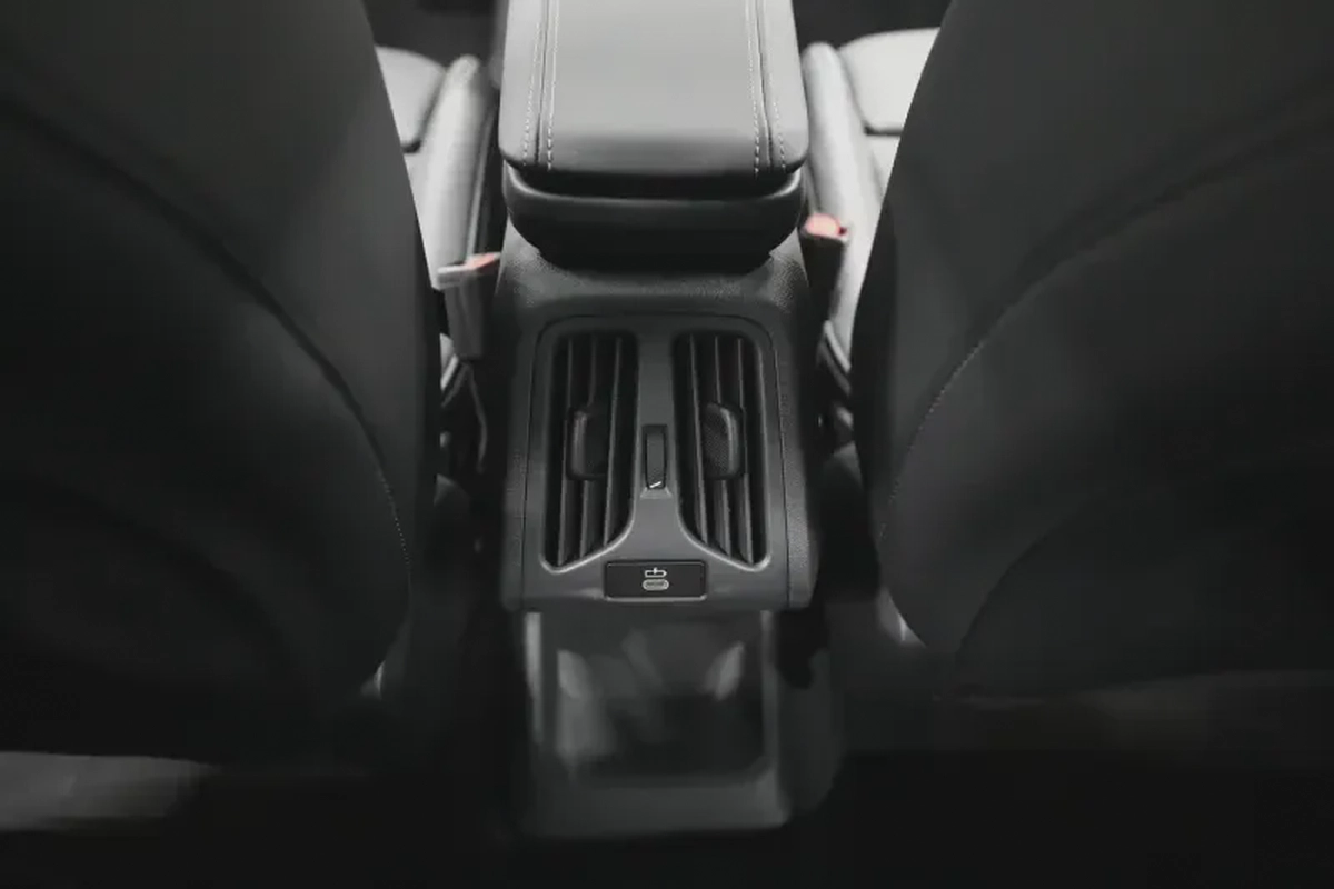 BMW X2-15-15