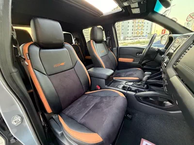 Nissan Frontier  3.8L Petrol with Sunroof Full Option-4