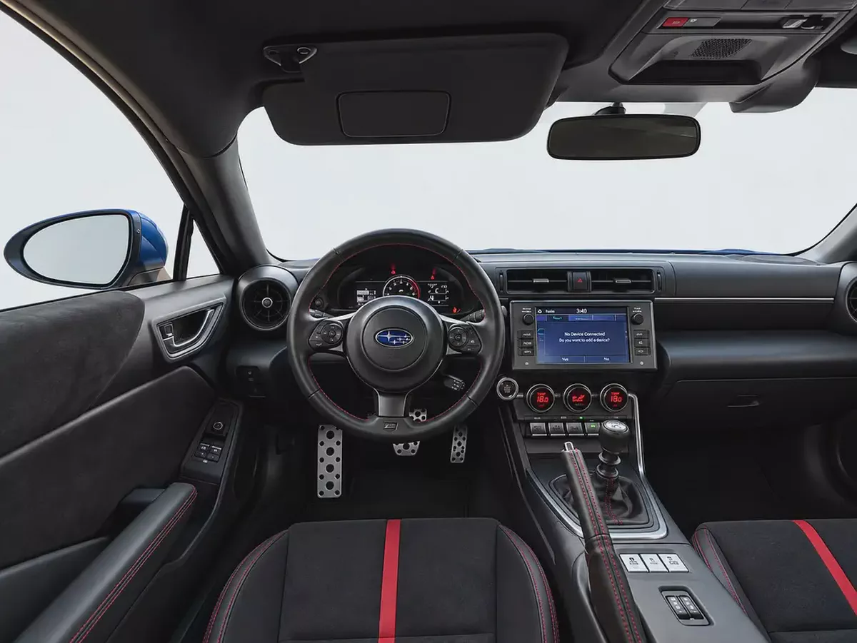 1761 AED PER MONTH | ZERO DOWNPAYMENT | SUBARU BRZ MT-8-8