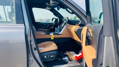 Lexus LX700h Signature-5