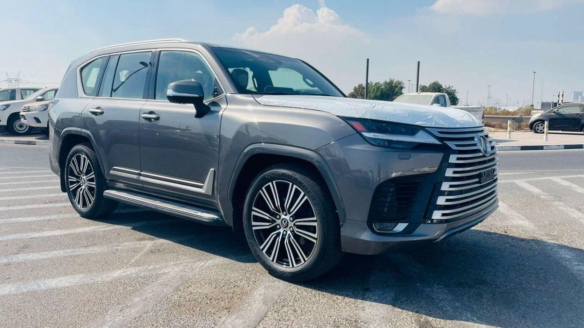 Lexus LX700h Signature