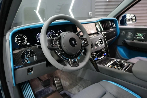 Rolls-Royce Cullinan Black Badge Series II
