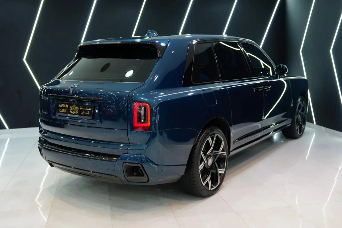 Rolls-Royce Cullinan Black Badge Series II-3-3