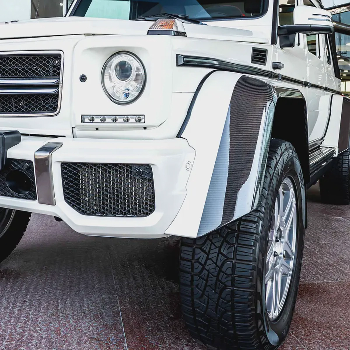 2018 MERCEDES MAYBACH G650 LANDAULET GCC DONE ONLY 2000KM-6-6