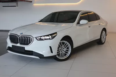 BMW 520i 2026-14000KM- GCC Specs - Pristine Condition-Under warranty  Service-0